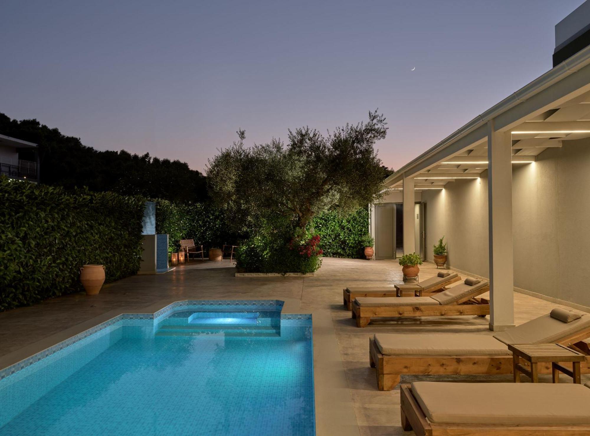 Jasmine Suites With Private Pool Ciliví Kültér fotó